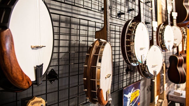 Mandolins - Open Chord